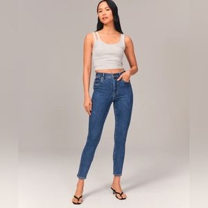 Abercrombie & Fitch Super Skinny High Rose - Dark Wash - 32 Xtra Long